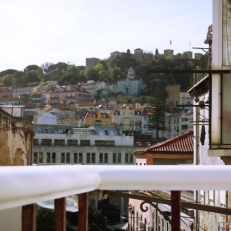 Cozy Apartment With Castel View Lisboa Exteriör bild