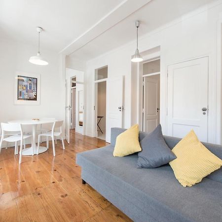 Cozy Apartment With Castel View Lisboa Exteriör bild
