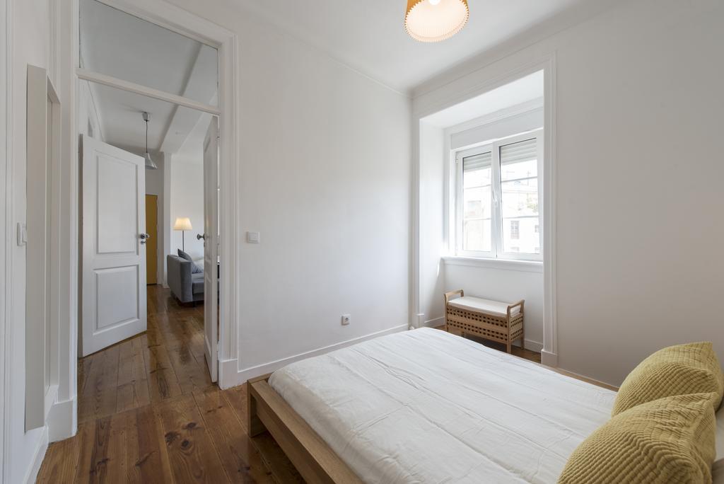 Cozy Apartment With Castel View Lisboa Exteriör bild