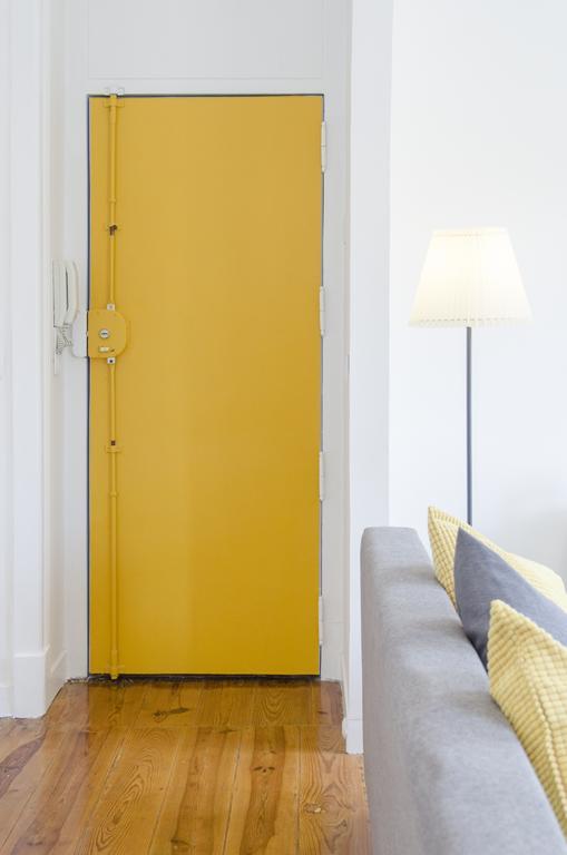Cozy Apartment With Castel View Lisboa Exteriör bild