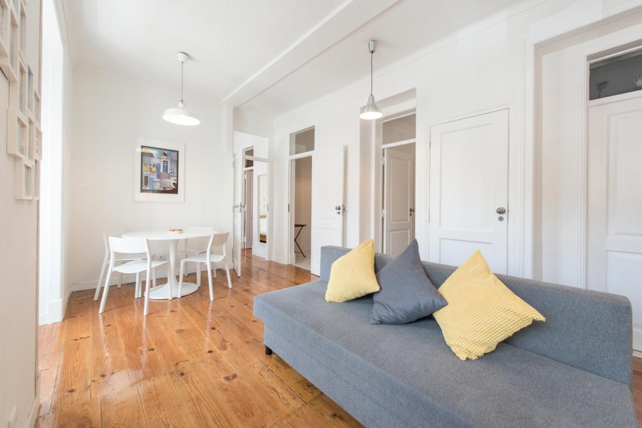 Cozy Apartment With Castel View Lisboa Exteriör bild