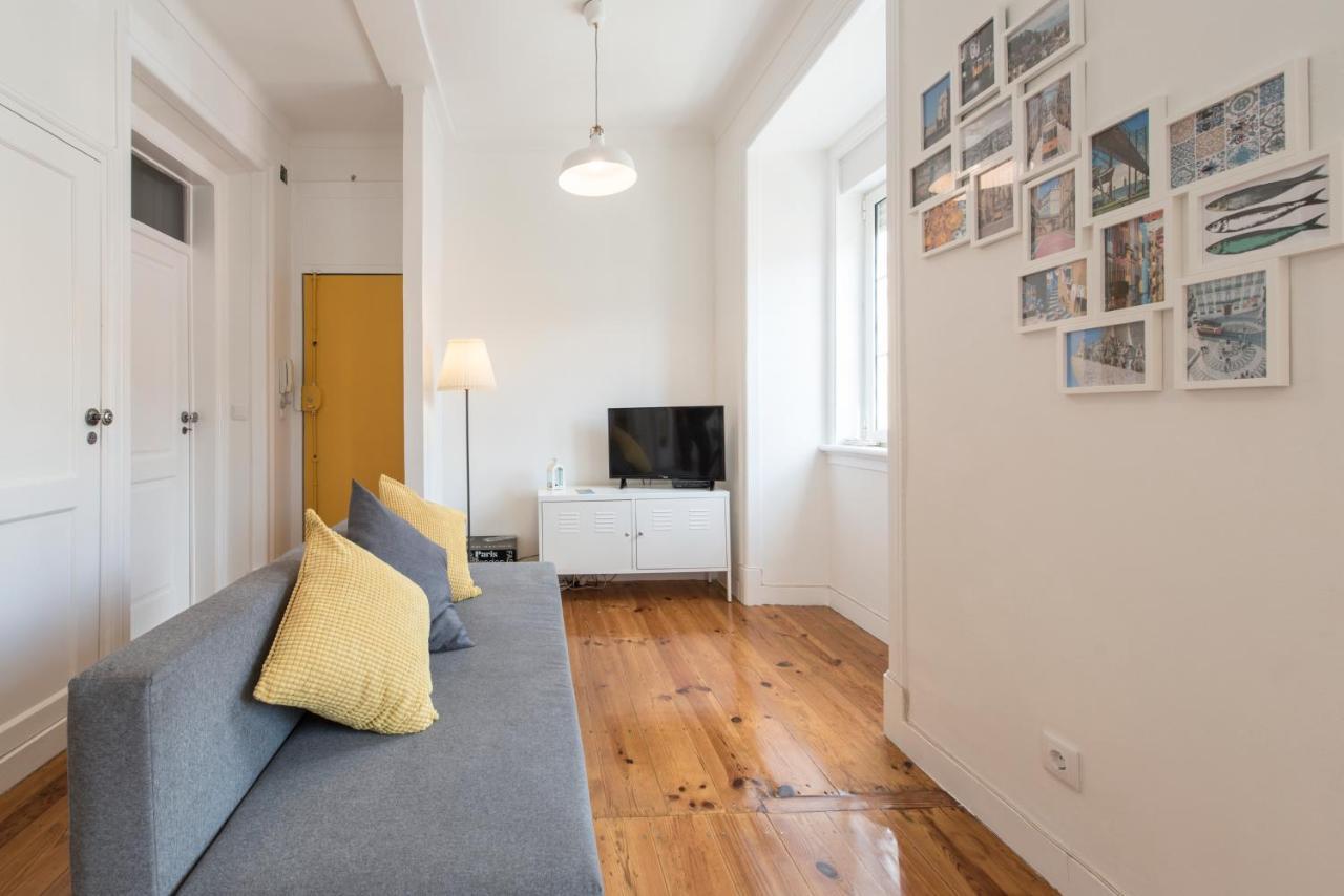 Cozy Apartment With Castel View Lisboa Exteriör bild