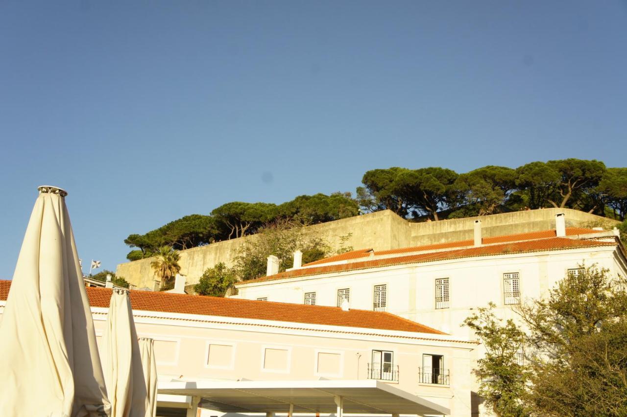 Cozy Apartment With Castel View Lisboa Exteriör bild