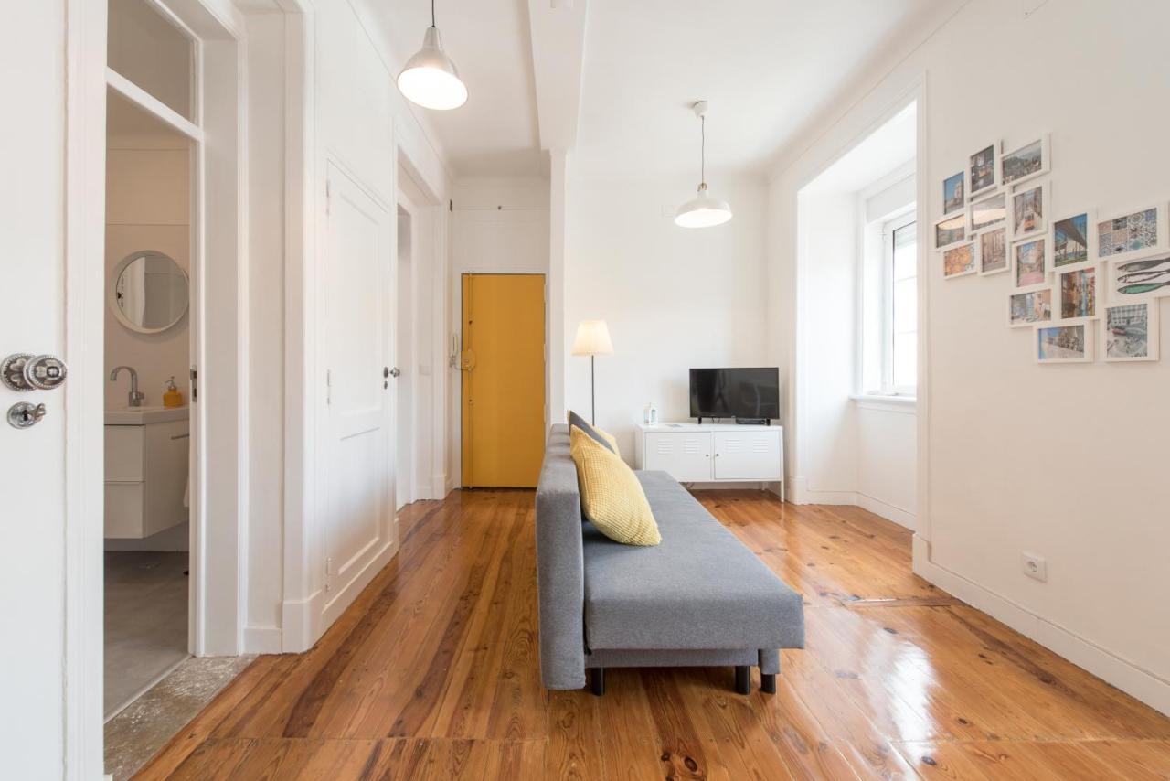Cozy Apartment With Castel View Lisboa Exteriör bild